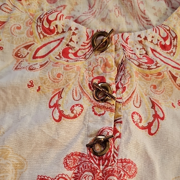 JM Collection Red and Cream Patterned Top - Picture 3 of 4